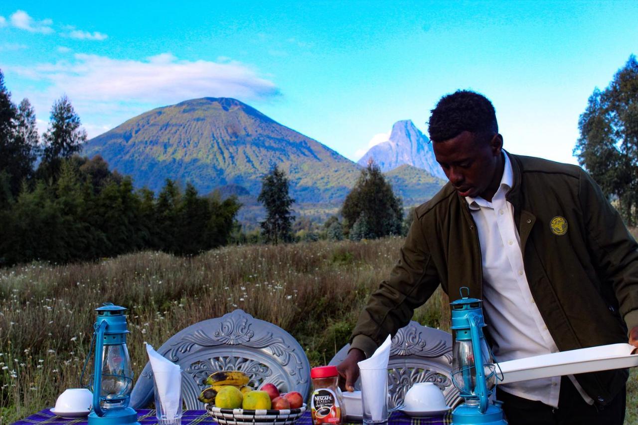 Under Volcanoes View Guest House Nyarugina Eksteriør bilde
