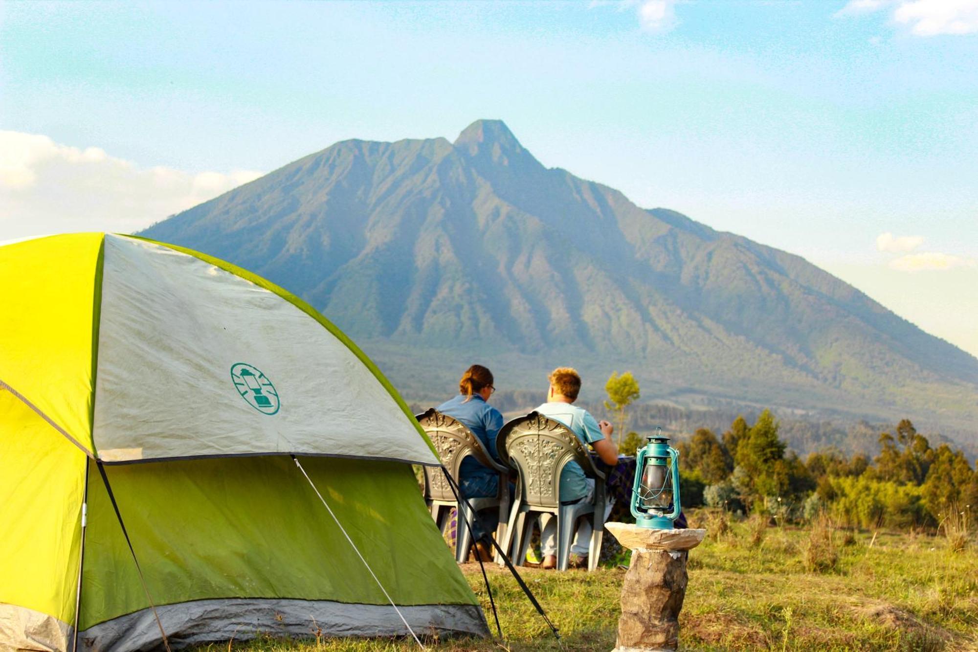Under Volcanoes View Guest House Nyarugina Rom bilde
